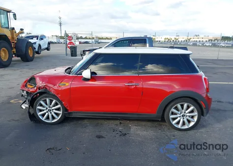 2015 Mini Hardtop Cooper from USA, damaged, VIN WMWXM5C56F3A57768